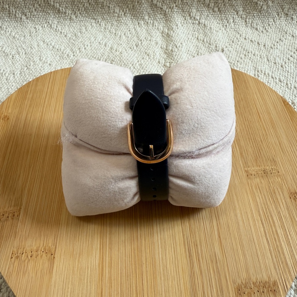 Kate Spade Watch - Picture 4 of 9